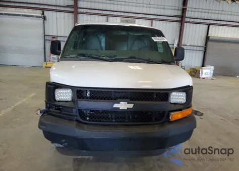 2015 Chevrolet Express G2500 из США, поврежденный, VIN 1GCWGFCF0F1269546